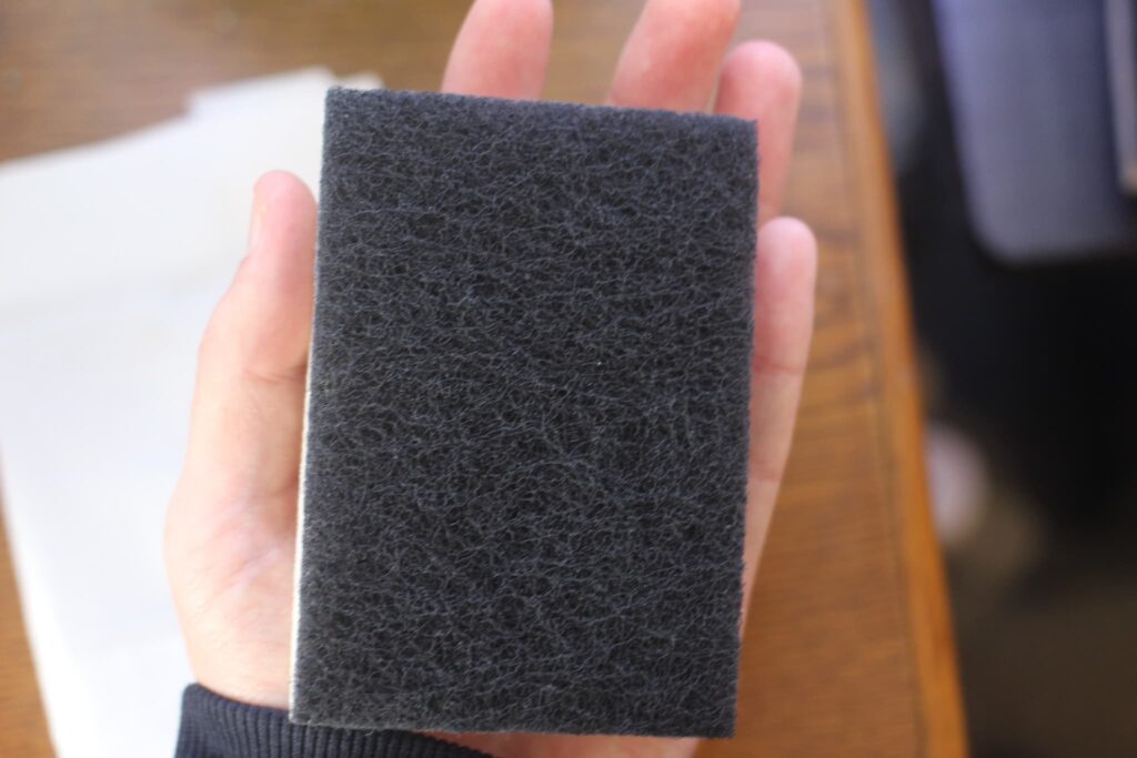 ガラス磨きスポンジ