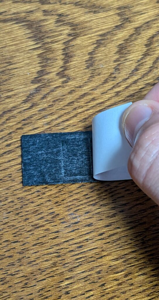 貼るタイプの水温計